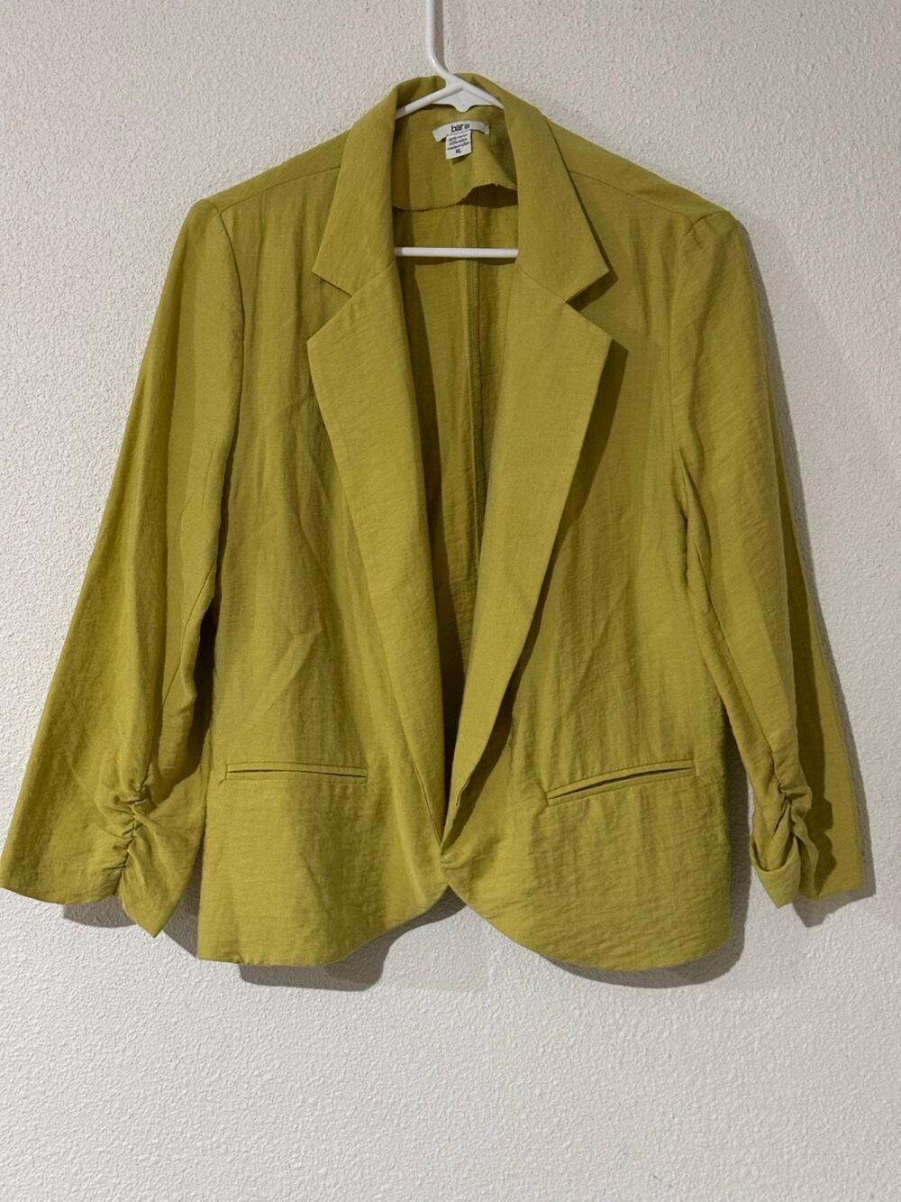 Bar III Chartreuse Yellow 3/4 Ruched Sleeve Blazer Jacket Open Front Chic Preppy
